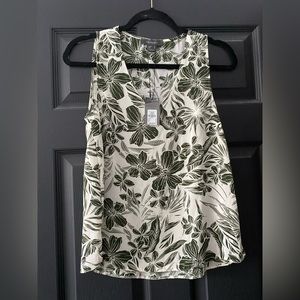 2/$15 NWT PRIMARK Sleeveless Top Tank Size 4 Small